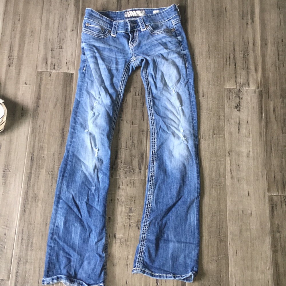 Buckle jeans